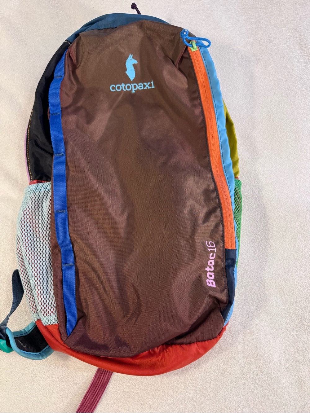 Cotopaxi Batac 16L Del Día Multicolor Lightweight Hiking Backpack